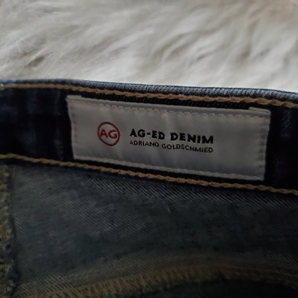 AG Adriano Goldschmied The Legging Jean - Picture 6 of 8